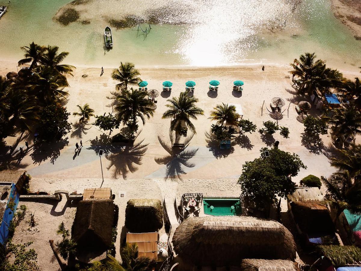 Nacional Beach Club&Bungalows Mahahual Exterior foto